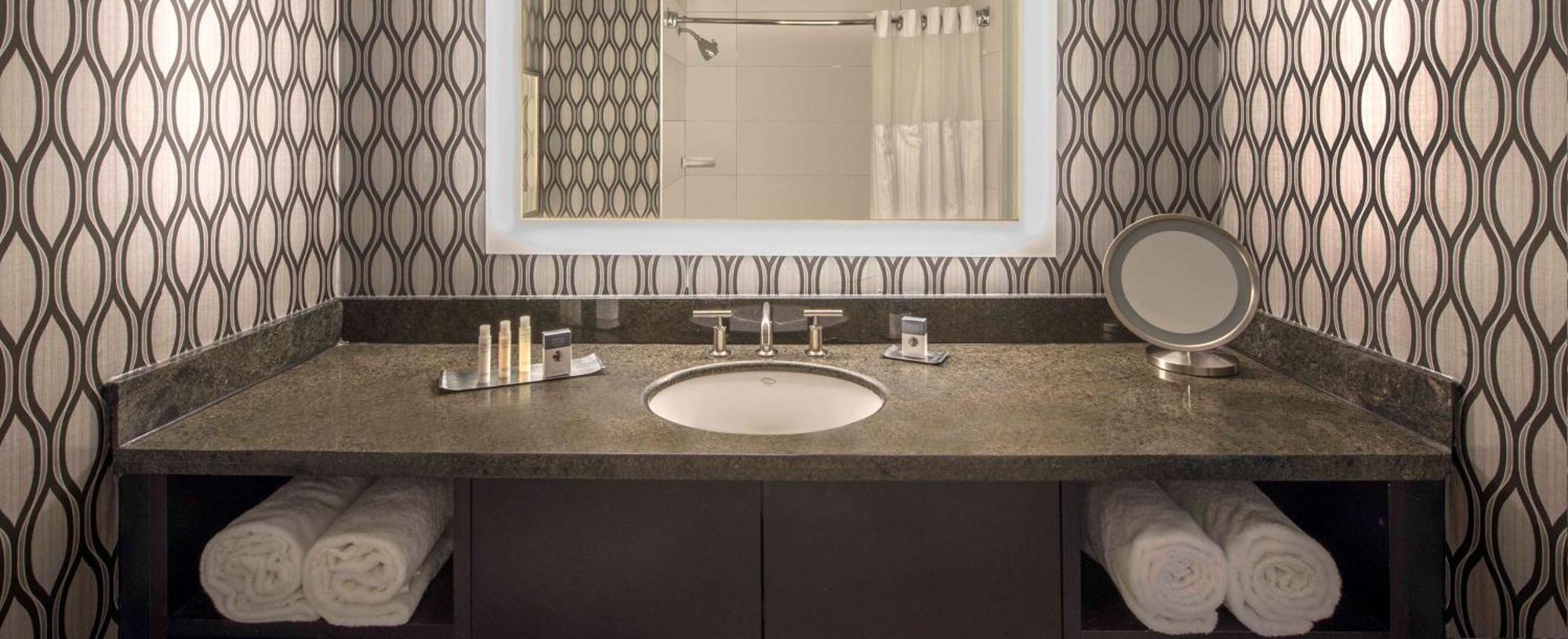 Hotel Doubletree By Hilton Chicago Schaumburg Esterno foto