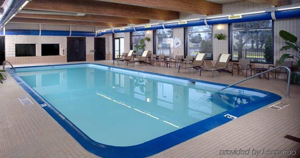 Hotel Doubletree By Hilton Chicago Schaumburg Esterno foto
