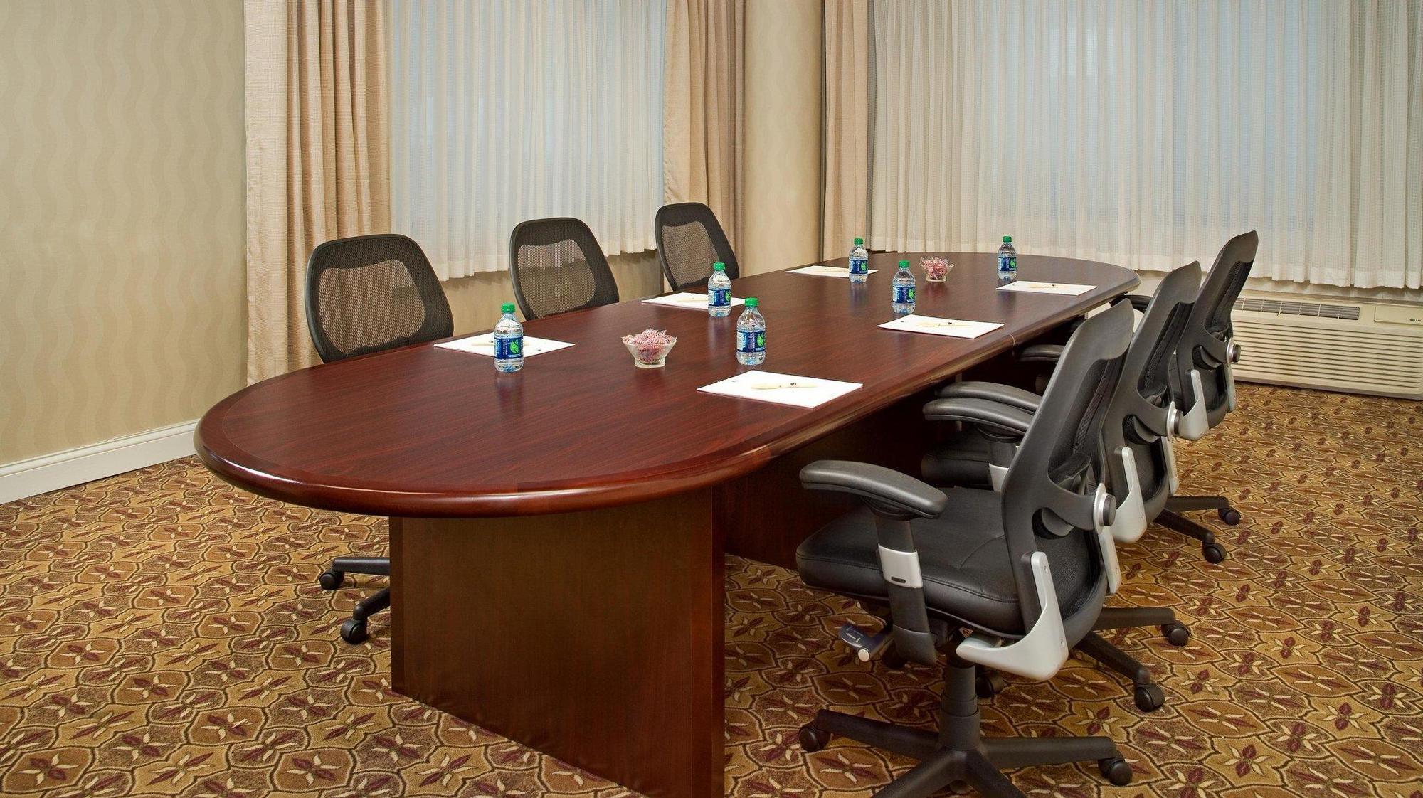 Hotel Doubletree By Hilton Chicago Schaumburg Esterno foto