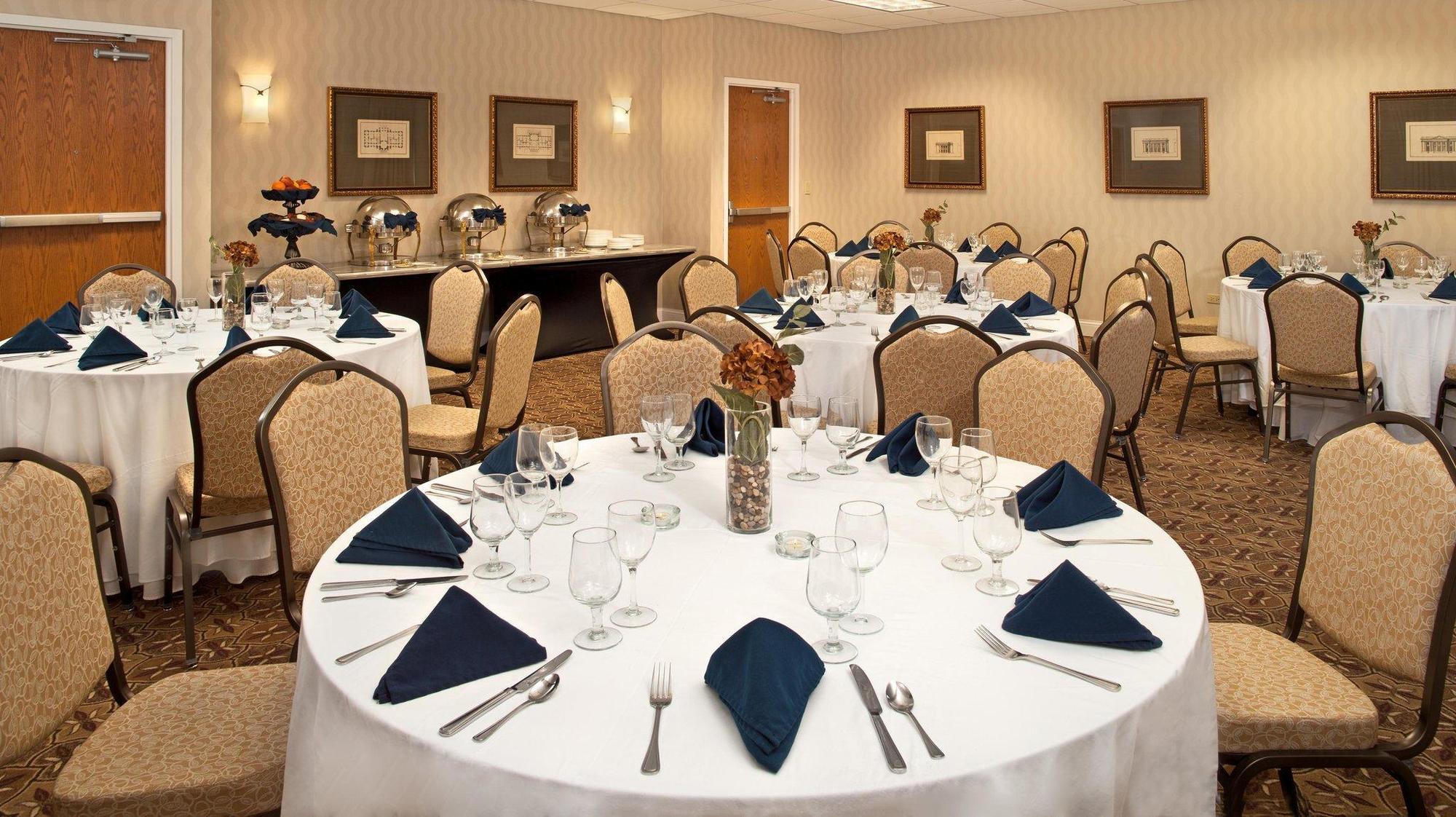 Hotel Doubletree By Hilton Chicago Schaumburg Esterno foto