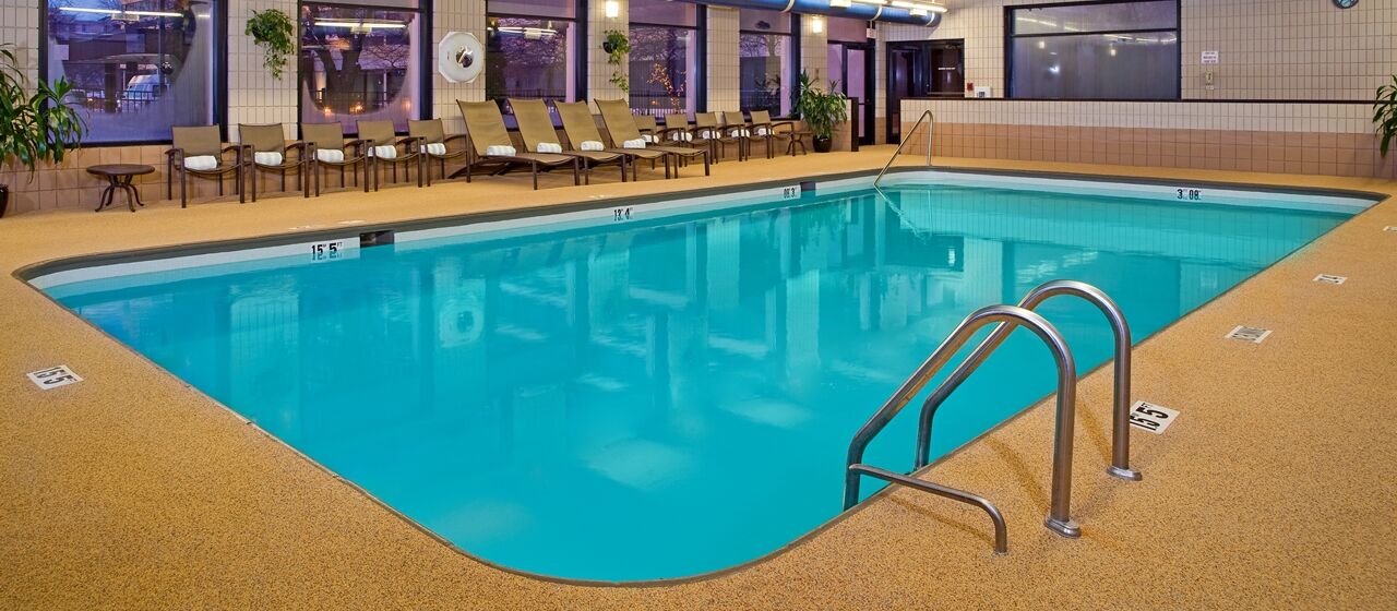 Hotel Doubletree By Hilton Chicago Schaumburg Esterno foto